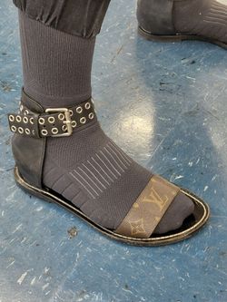 Louis Vuitton Sandals size 5.5-6