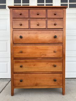 Hard Wood Chest of Drawers,Dresser Dimensions: 36”(W)x19”(D)x56”(H) Great working— In good condition— Will pick up in North Fontana
