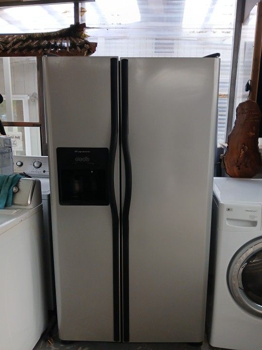 Refrigerator Frigidaire