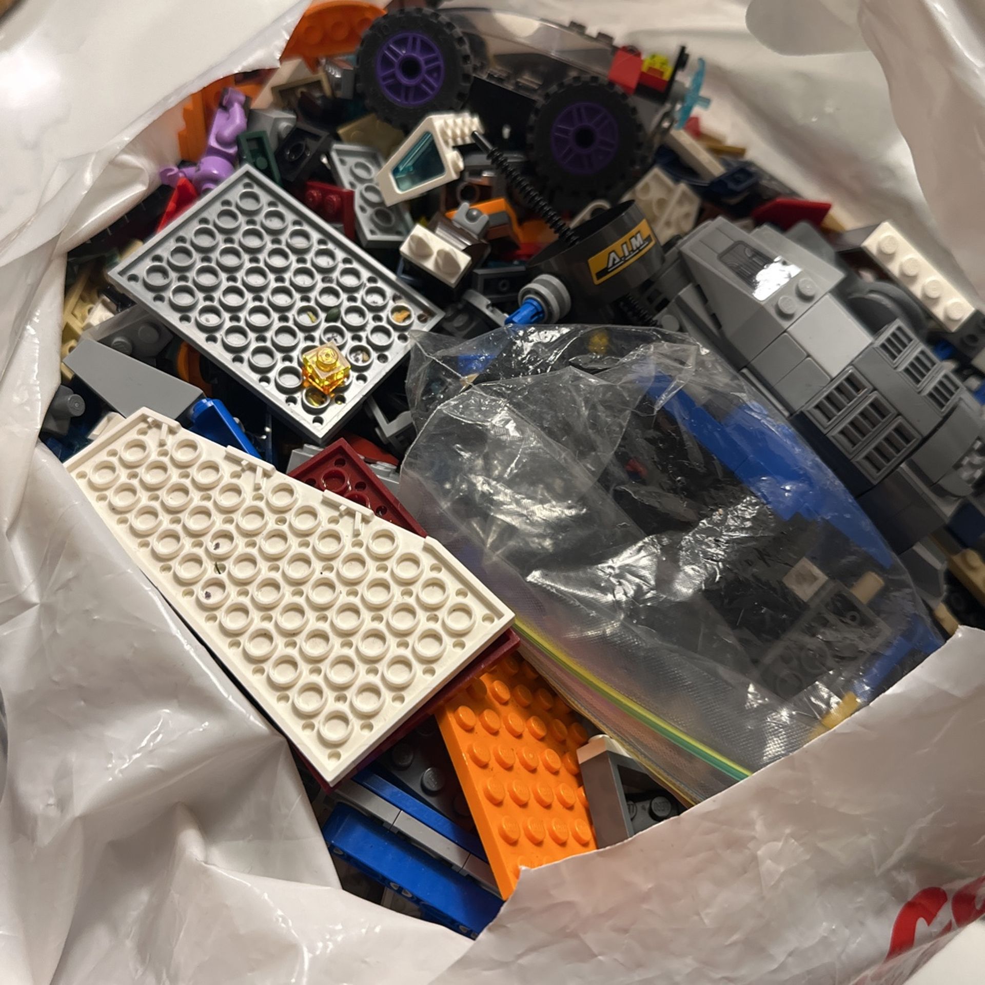 Big Bulk Of Legos