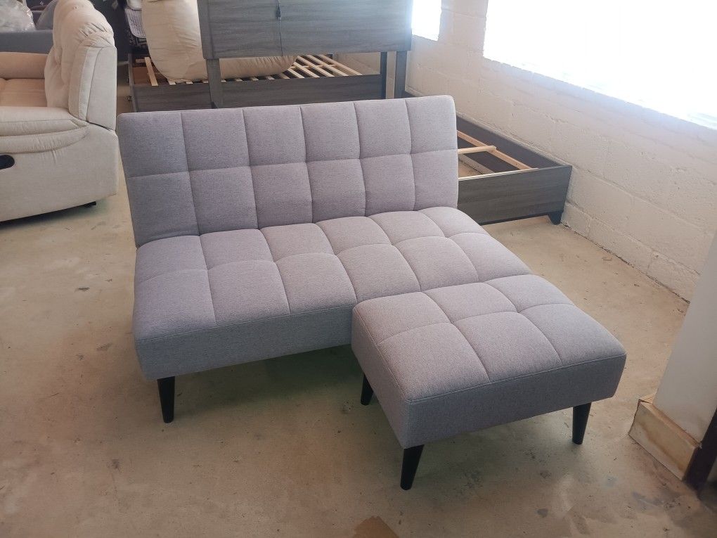 Toe Futon And Footstool