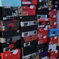 BUYYYYING SNEAKERS!!!