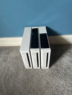 Nintendo Wii bundle for parts and repair