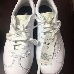Tenis Nuevos Size 10 De Hombre Marca Adidas New Never Used