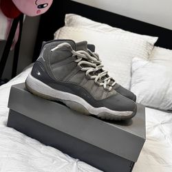 *COOL GREY* 6.5Y 