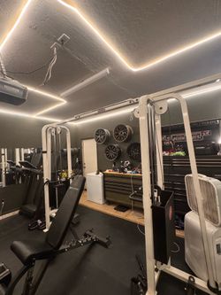 Functional trainer cable cross over machine