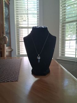 Crystal neaklace