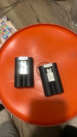 Two ring camera quick release batteries