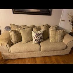 Couches And Tables With Lámp 