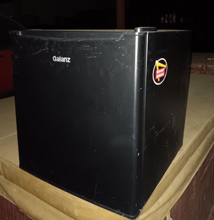 Mini Fridge
