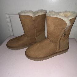 Ugg Size 10