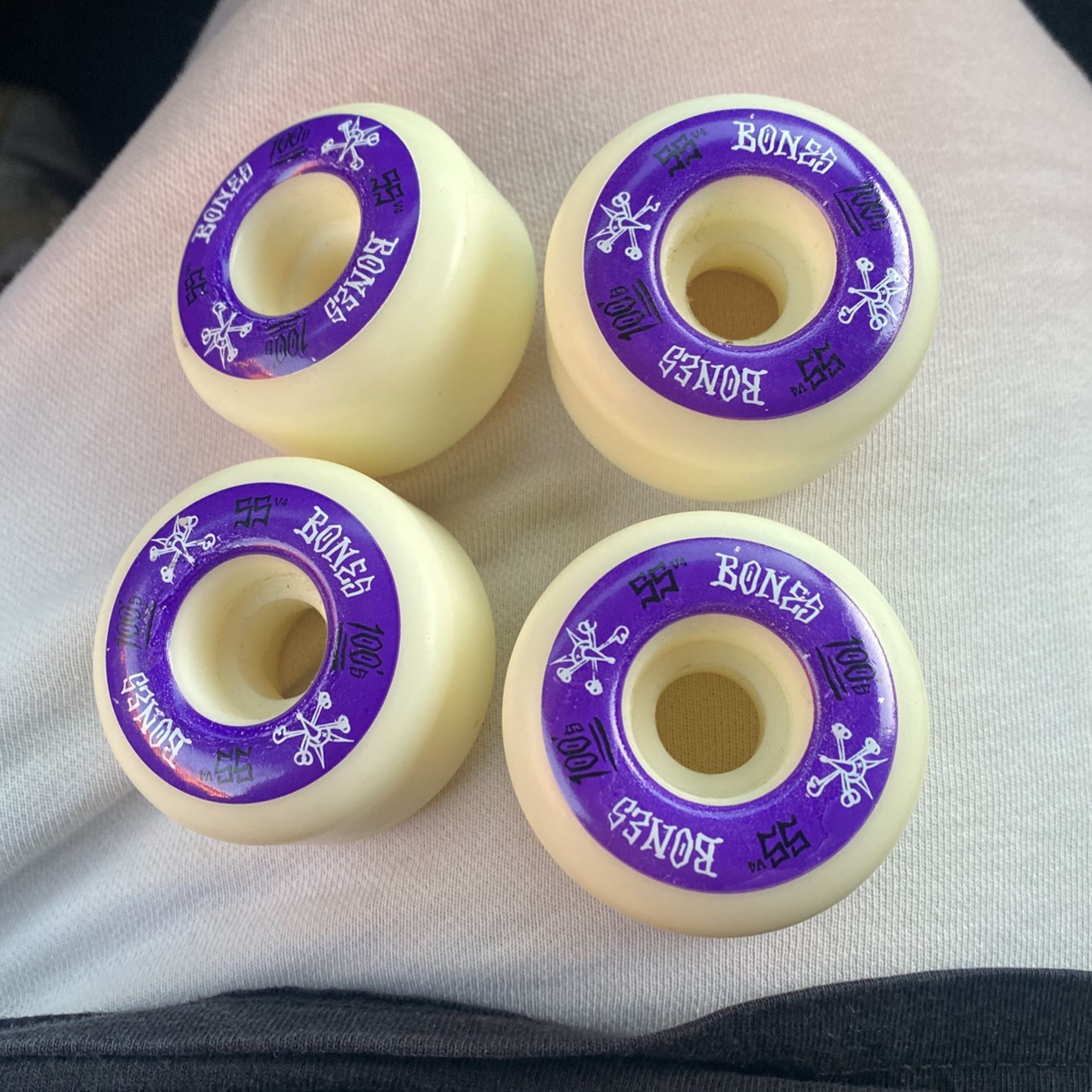 Bones 100 Ringers 55mm Pure White & Purple Skateboard Wheels