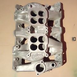 Pontiac dual carburetor low rise intake manifold