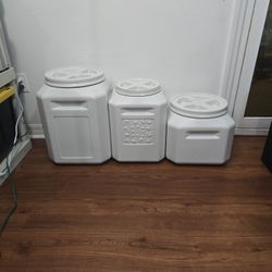 Gamma Dog Food Containers