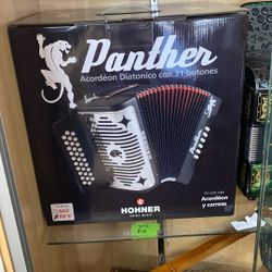 Hohner Panther Accordion In FA $800 New With Warranty 
