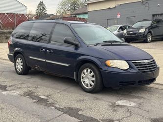 2006 Chrysler Town & Country