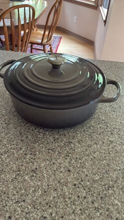 Le Creuset Dutch Oven Size 30