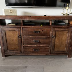 TV Console/ Sideboard