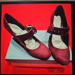 WOMENS SHOES SIZE 6.5