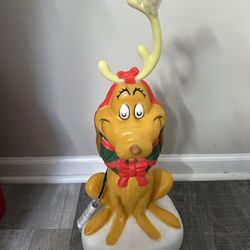 NEW CHRISTMAS LIGHTED MAX THE DOG FROM THE GRINCH WITH ANTLER OUTDOOR DECOR