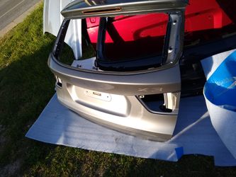 BMW X3 rear liftgate