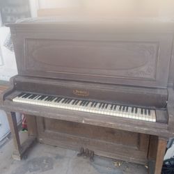 Jewell Upright Piano