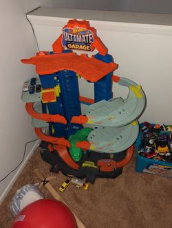 Hot wheel Garage