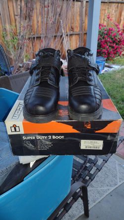 Boot/Shoe