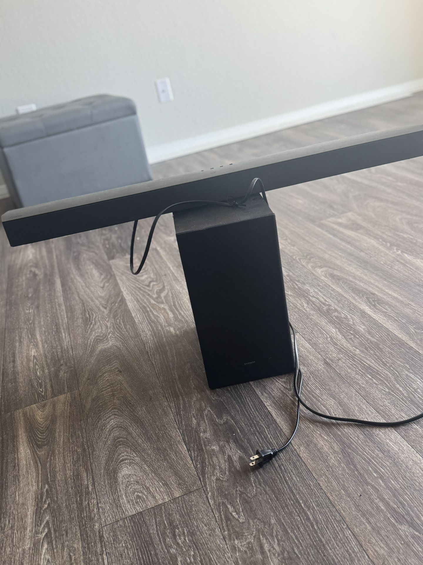 Sound Bar & Speaker