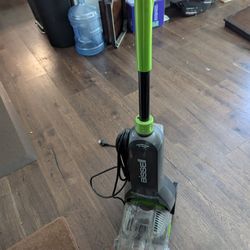 Bissell Carpet Cleaner - Somewhat Working 
