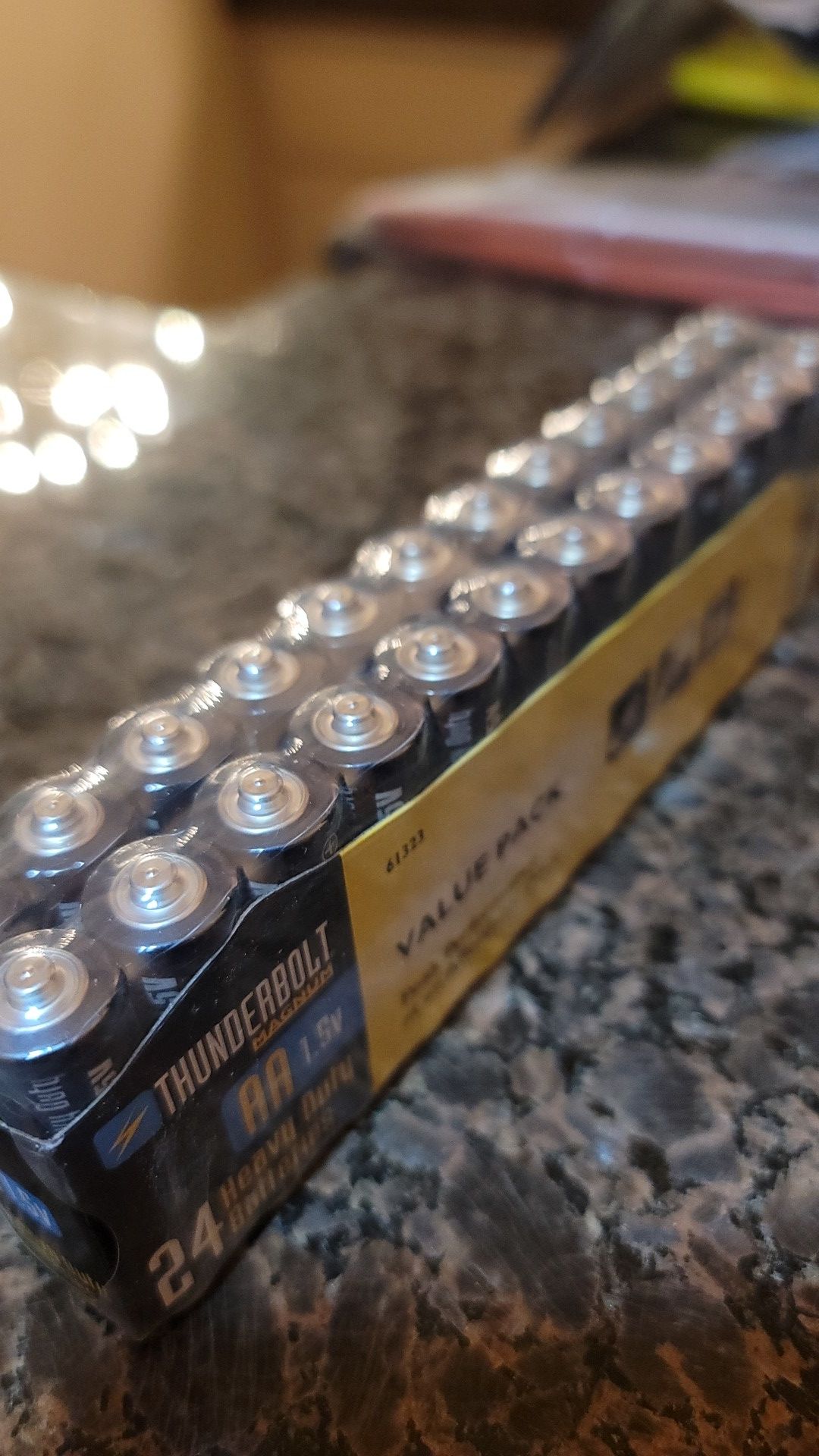Thunderbolt Magnum AA 1.5v 24 Heavy Duty Batteries (BRAND NEW)