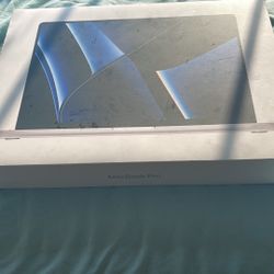 MacBook Pro 16” LIKE NEW 