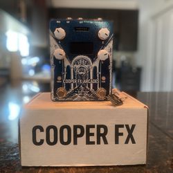 Cooper FX Arcades Multi-Effect pedal