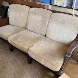 Free Couch!
