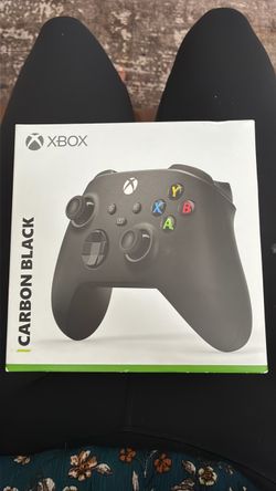 Xbox carbon black controller