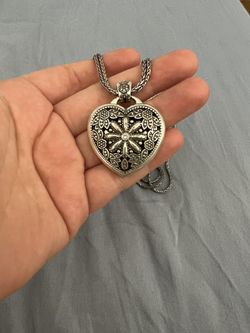Large Brighton Heart Locket 