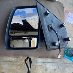 Nissan NV1500 Cargo 2013 ládo esquerdo