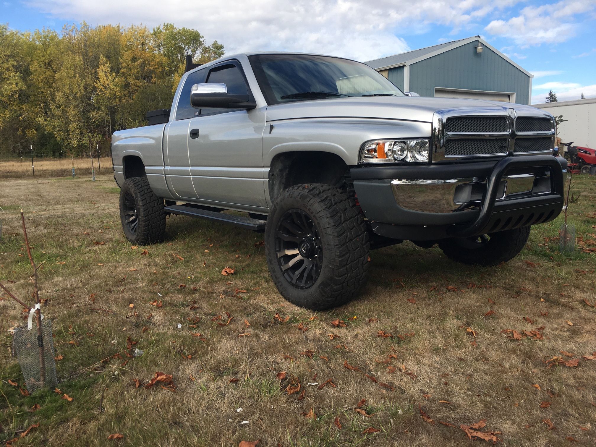 2001 Dodge 2500 Turbo Diesel;)