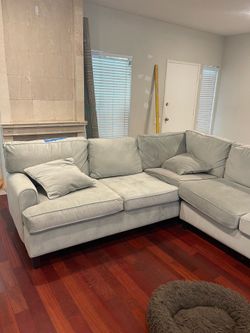 L Shape Couch (8ftx10ft)