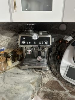 De'Longhi La Specialista Espresso Machine