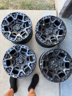F150 Raptor r wheels 17”