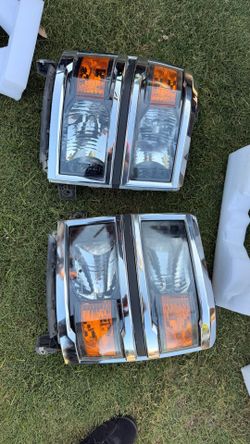 2015 Chevrolet Silverado Headlights