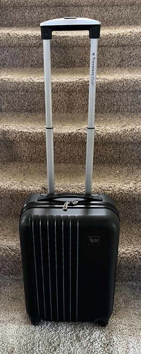 Travelers Club carry on luggage 21 x 13 x 8