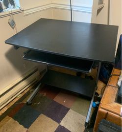 Small, Used Desk w/Wheels
