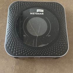 NETGEAR Nighthawk M1 4G LTE WiFi Mobile Hotspot (MR1100-100NAS) – Up to 1Gbps Speed, Works Best with AT&T and T-Mobile, Connects Up to 20 Devices, Sec