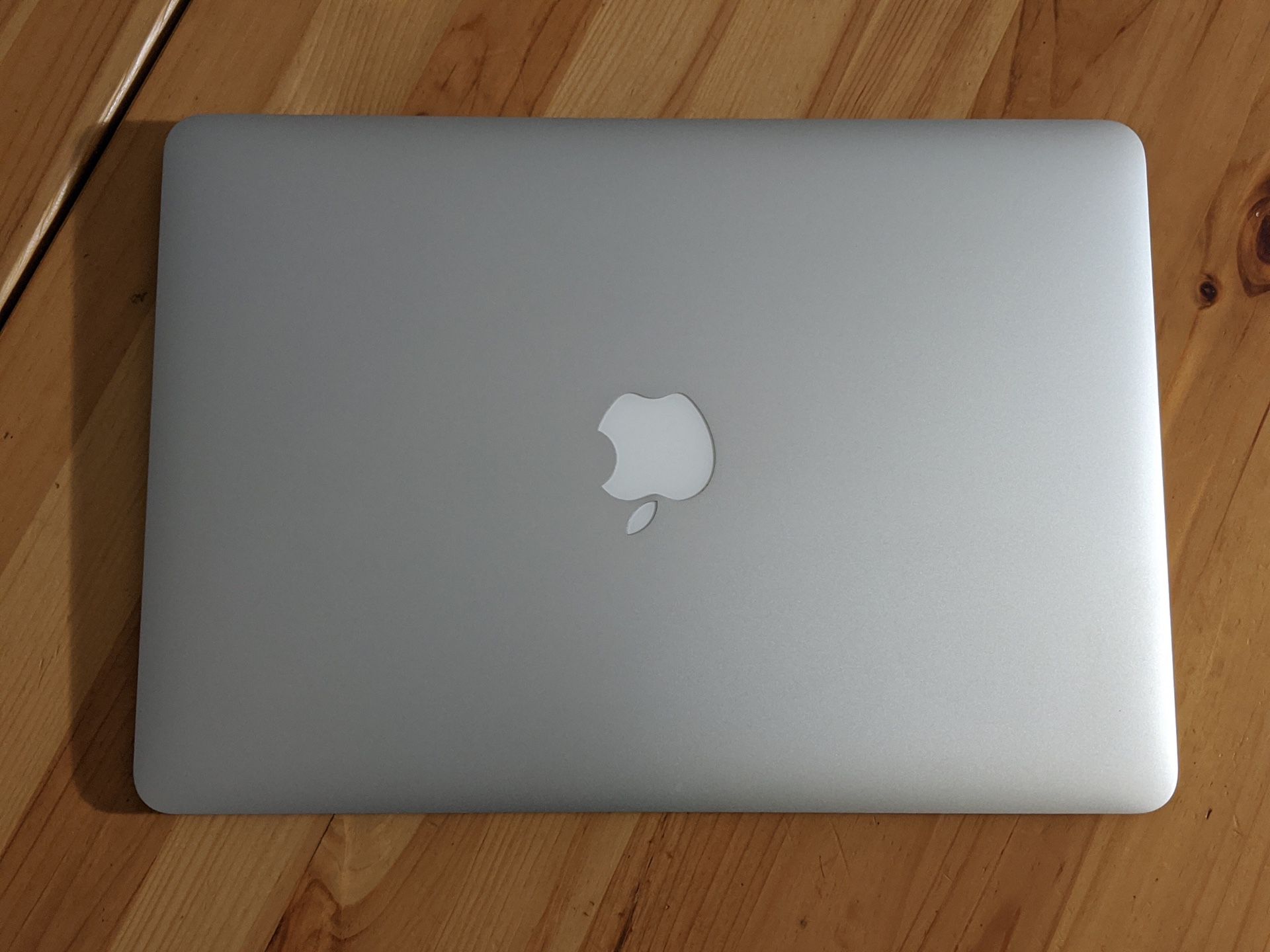 Macbook Air 2015 with Brand New Hard Drive