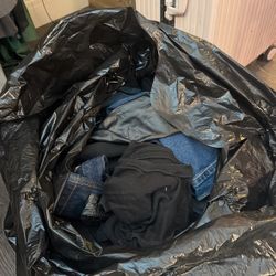 PICK UP ONLY free women’s clothes 
