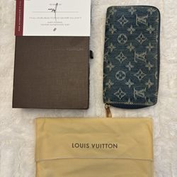 LOUIS VUITTON MONOGRAM DENIM LV REMIX ZIPPY WALLET M95341
