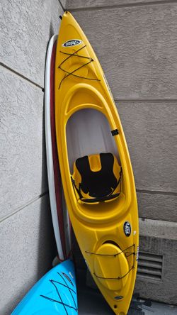 Pelican Recreational Kayak – Excellent Condition – Ready for the Water! 🚣☀️