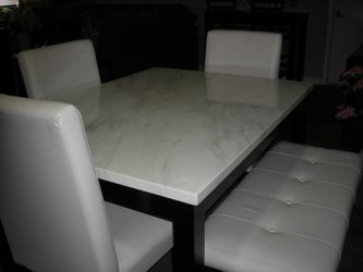 Marble dining room table